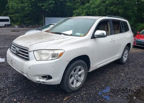 2010 Toyota Highlander Base V6 из США, поврежденный, VIN 5TDBK3EH5AS011531